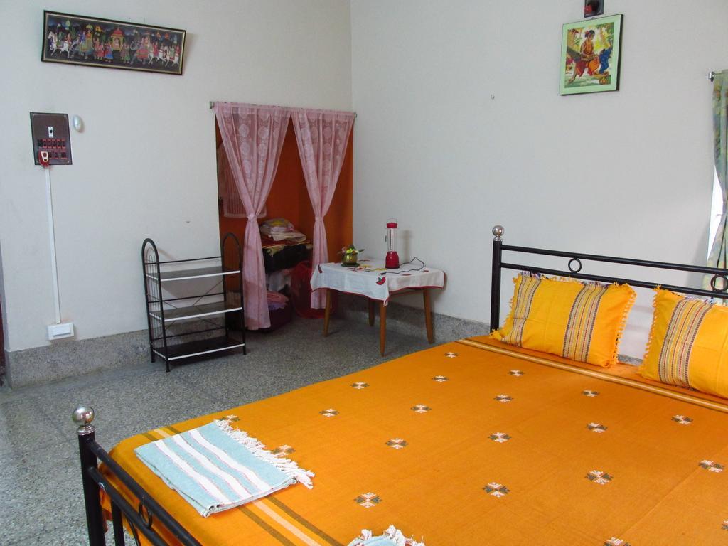 Pubali Homestay ボルプル エクステリア 写真