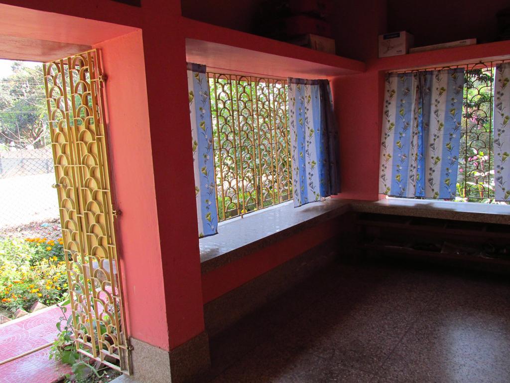 Pubali Homestay ボルプル エクステリア 写真