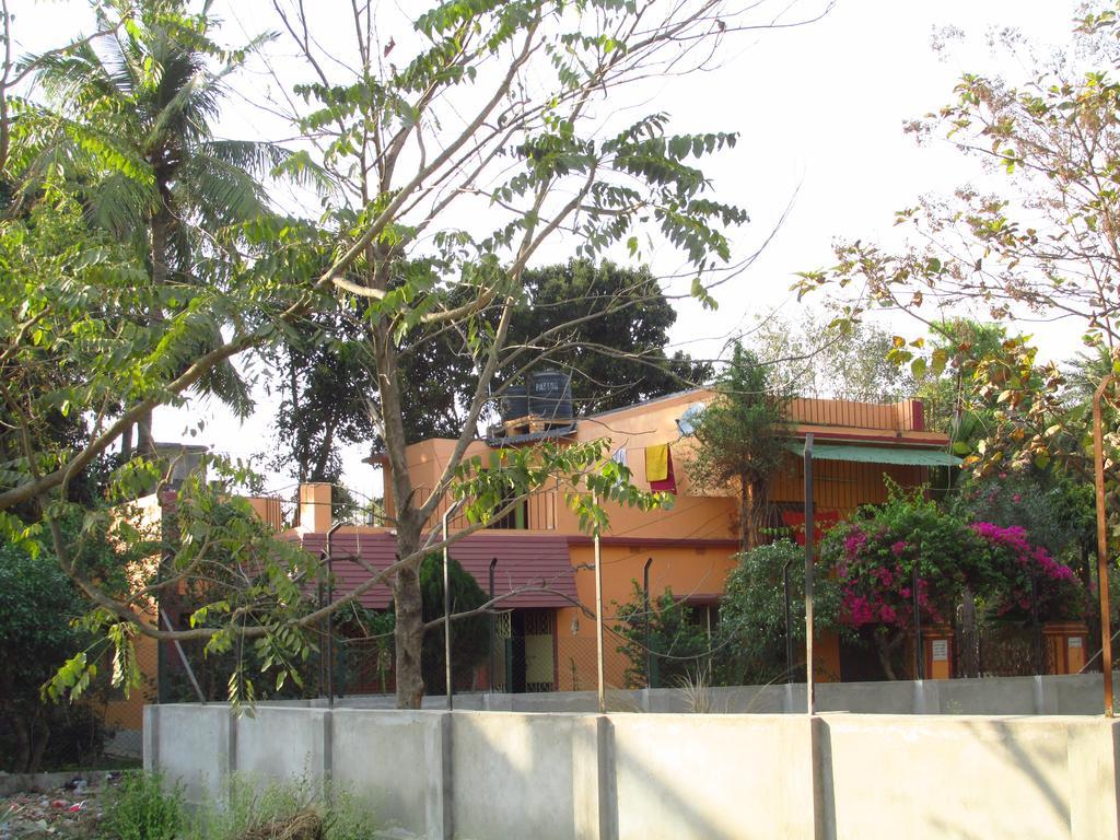 Pubali Homestay ボルプル エクステリア 写真